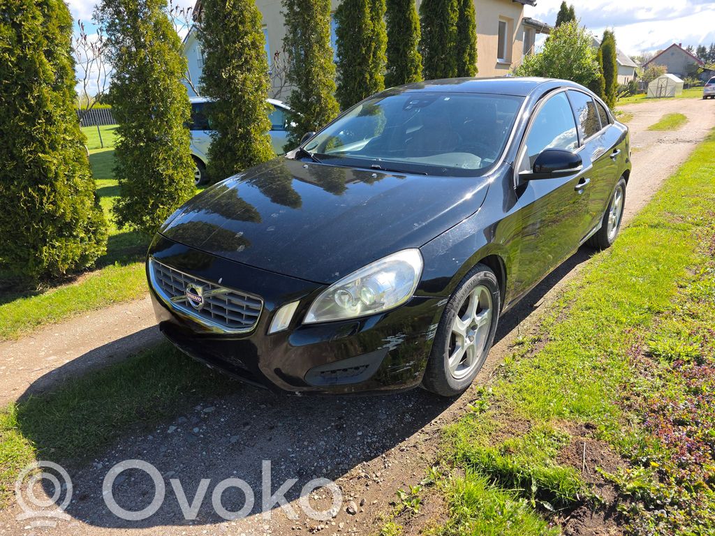 S60 S60  6G9T14N073CB
