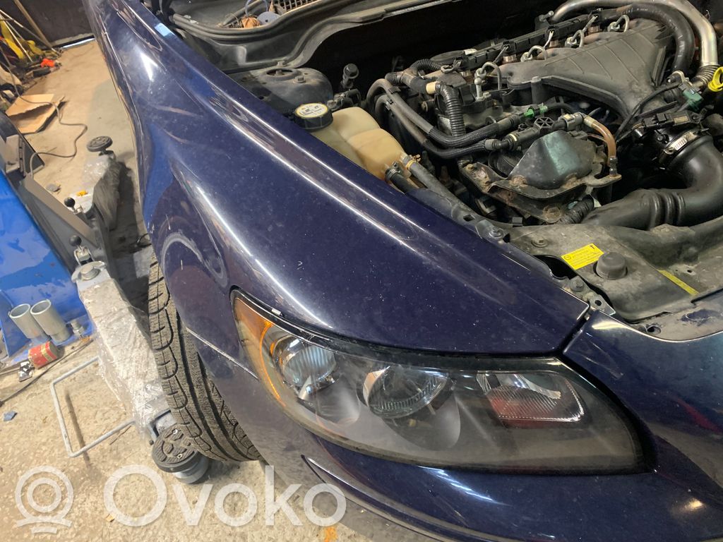 S40 S40, V40
