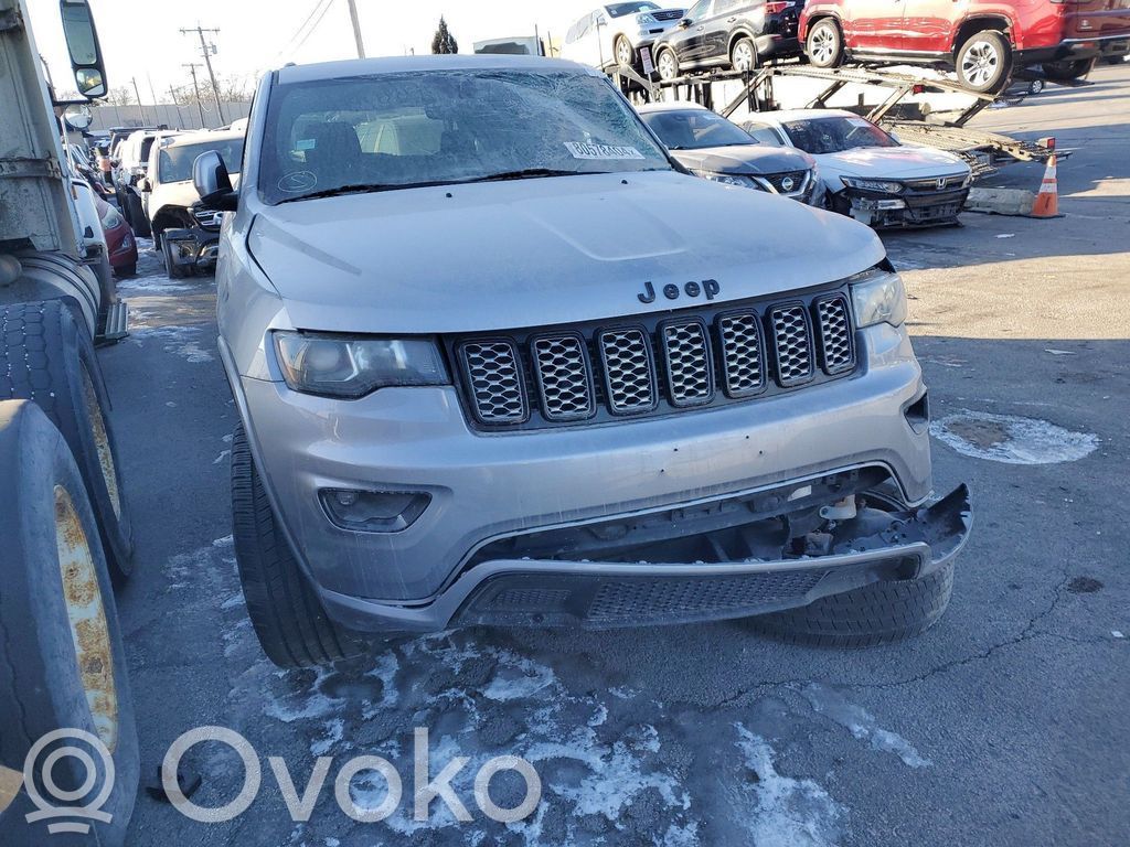 Grand Cherokee Grand Cherokee  68252518AA