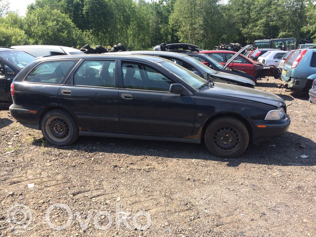 S40, V40 S40, V40