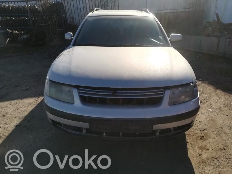 PASSAT B5 Passat  560700500