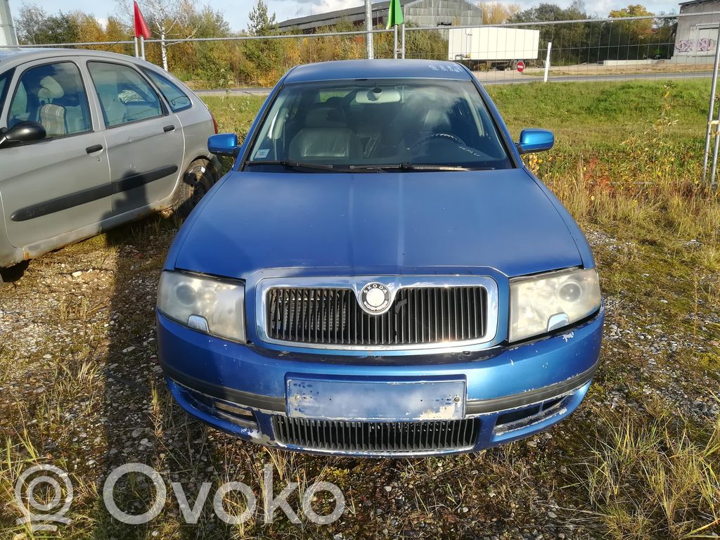 Superb B5 (3U) Superb  E9703881157