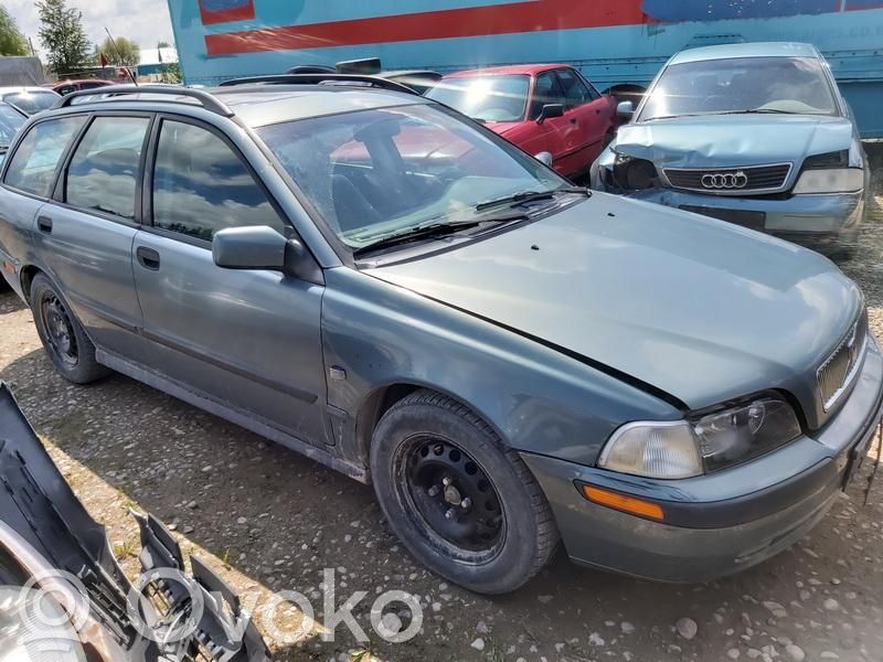 S40, V40 S40, V40