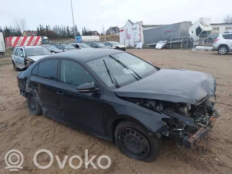 Jetta VI Jetta  5C8857114