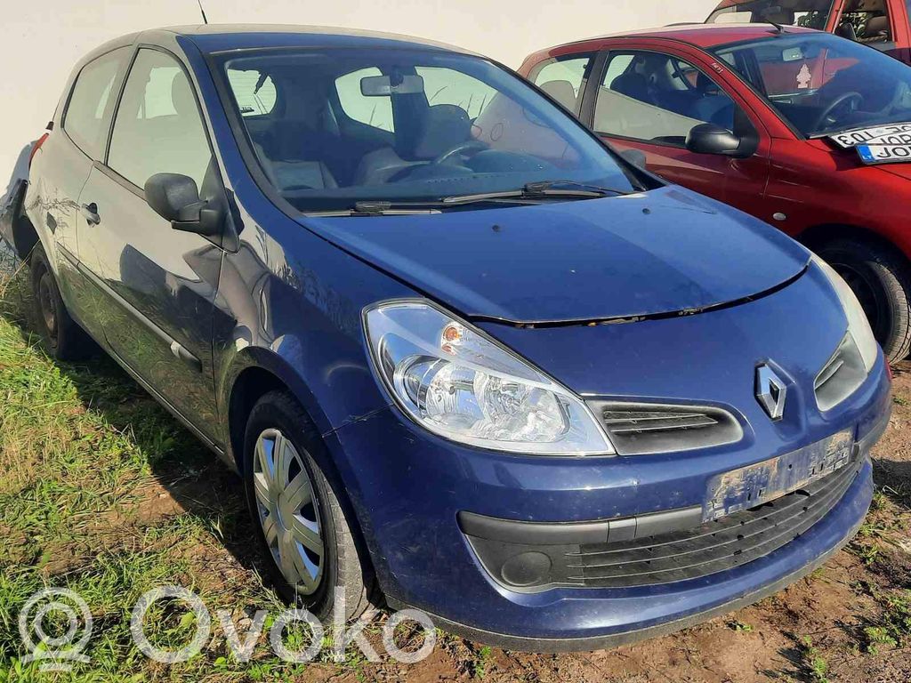 Clio III Clio  8200523798