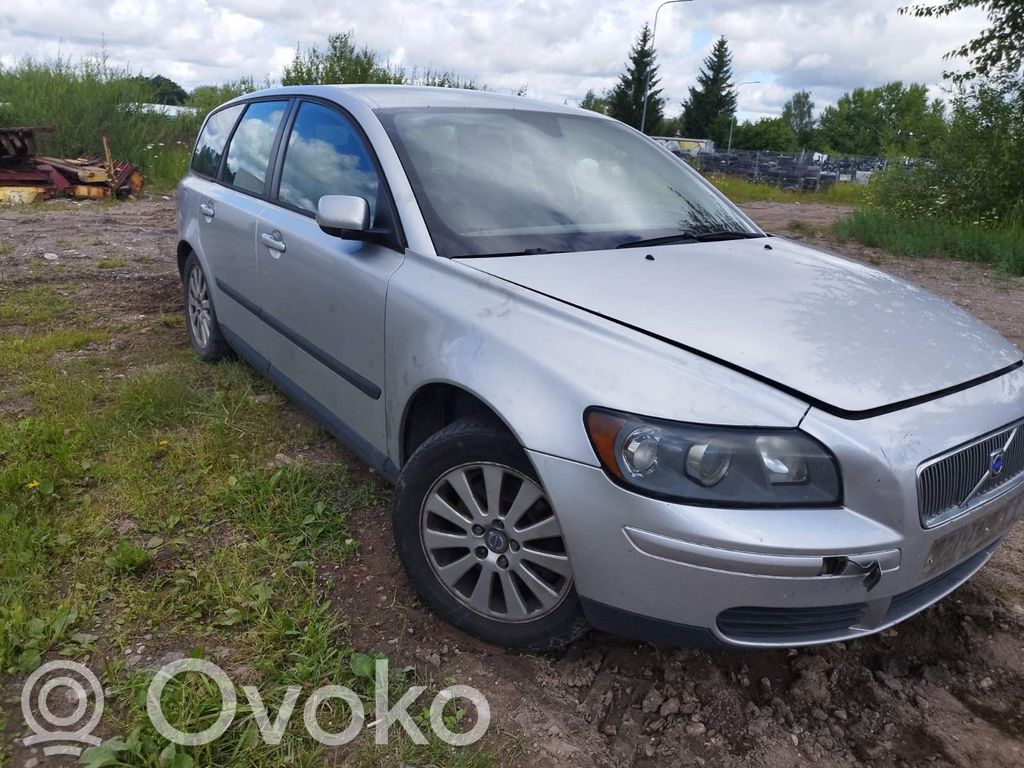 V50 V50  E30710071