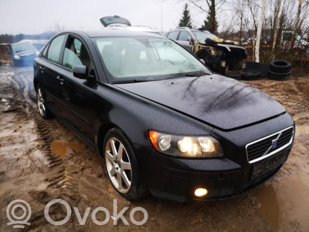 S40 S40, V40  LHD