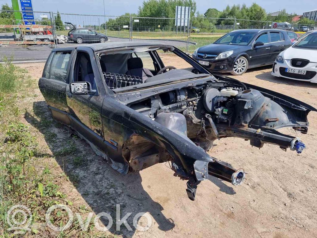 3 E36 Series 3  8169532