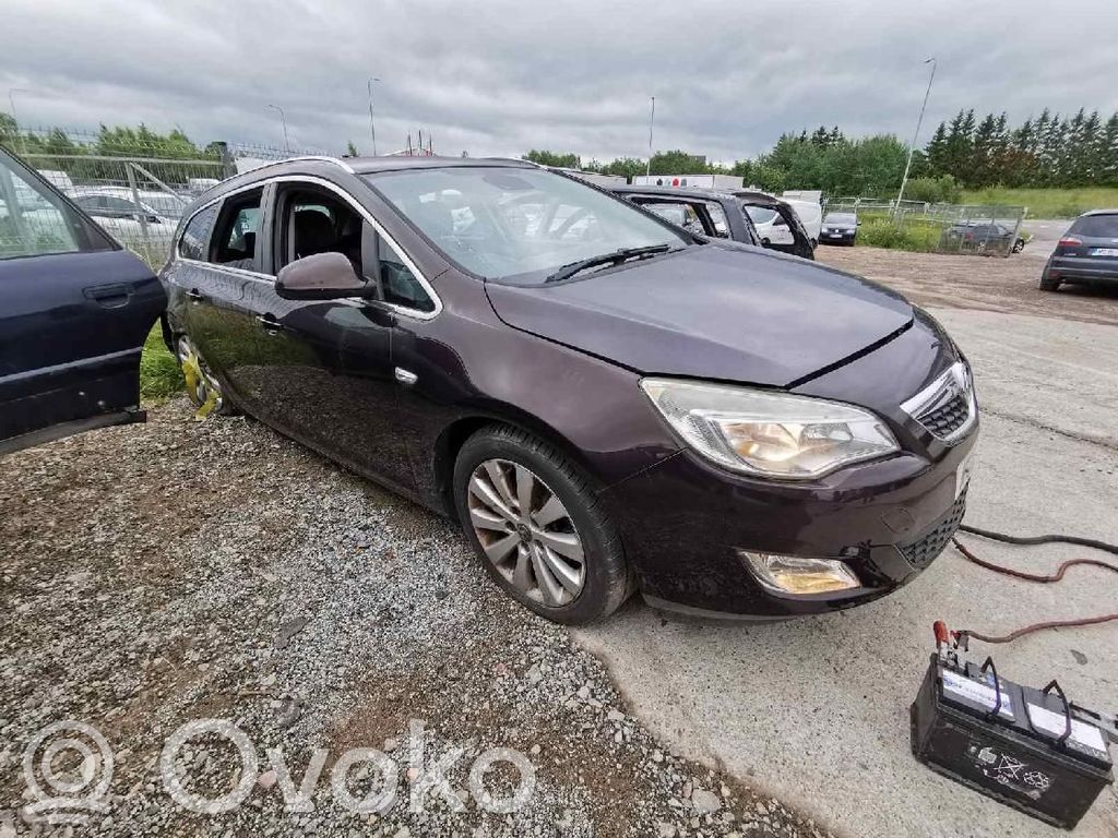 Astra J Astra  13376952