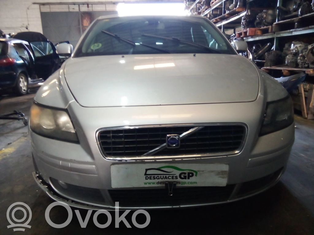 S40 S40, V40  30615716