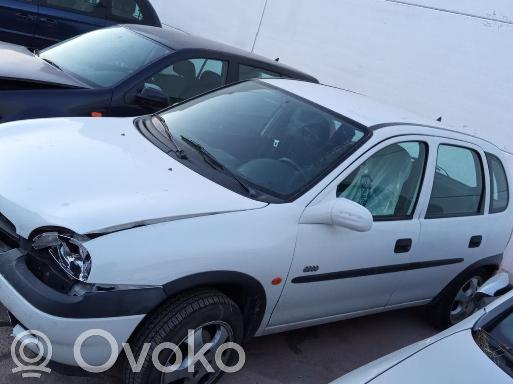 Corsa B Corsa  0123110008