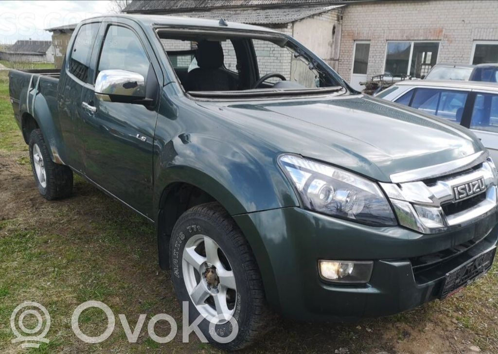 D-Max D-Max  898232494