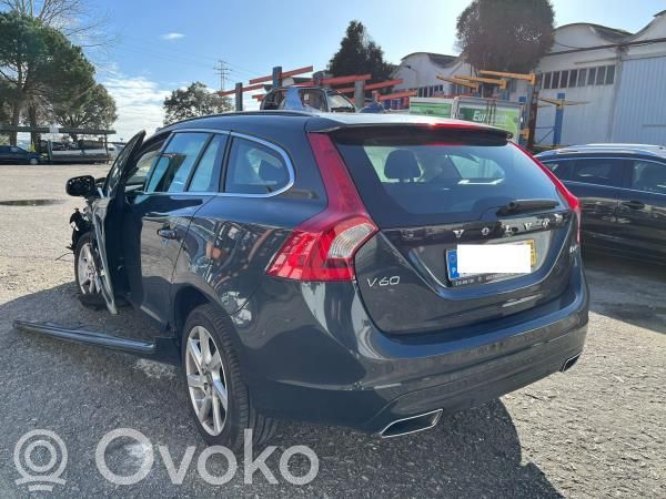 V60 V60, V60 Cross Country