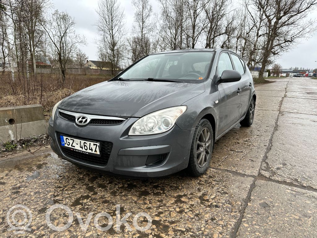 i30 i30  288102A101