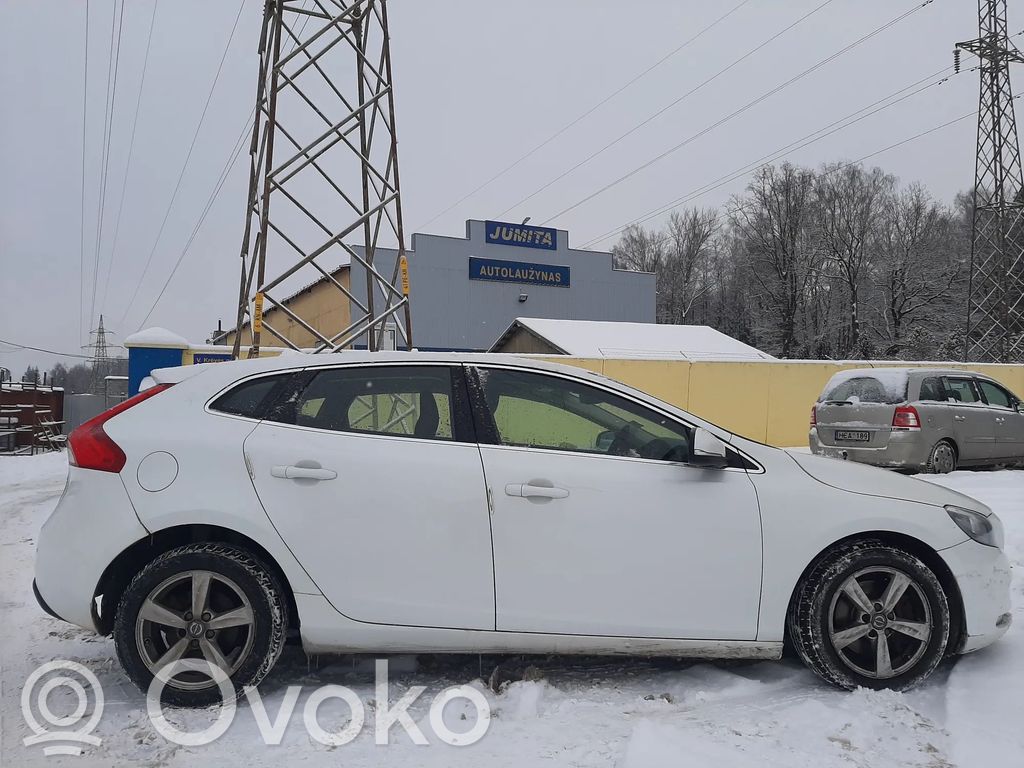 V40 S40, V40  D4204T8