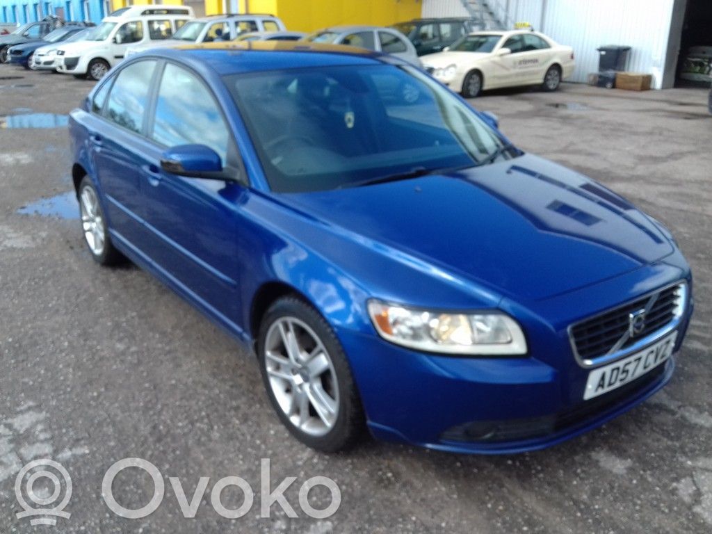 S40 S40, V40  8639547