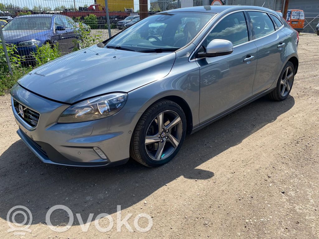 V40 S40, V40  31400896