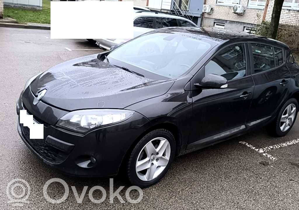 Megane III Megane  237100121R