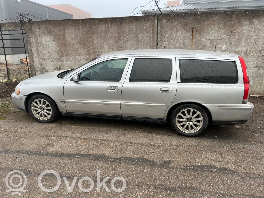 V70 S70, V70, V70 XC  8683290