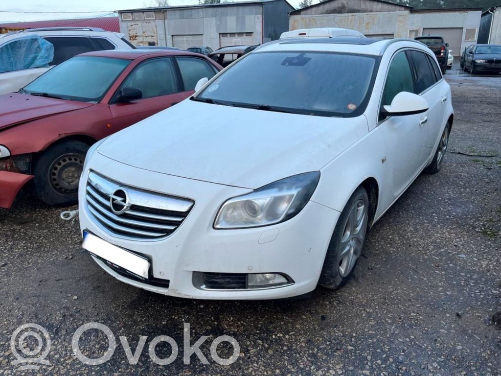 Insignia A Insignia  20953073