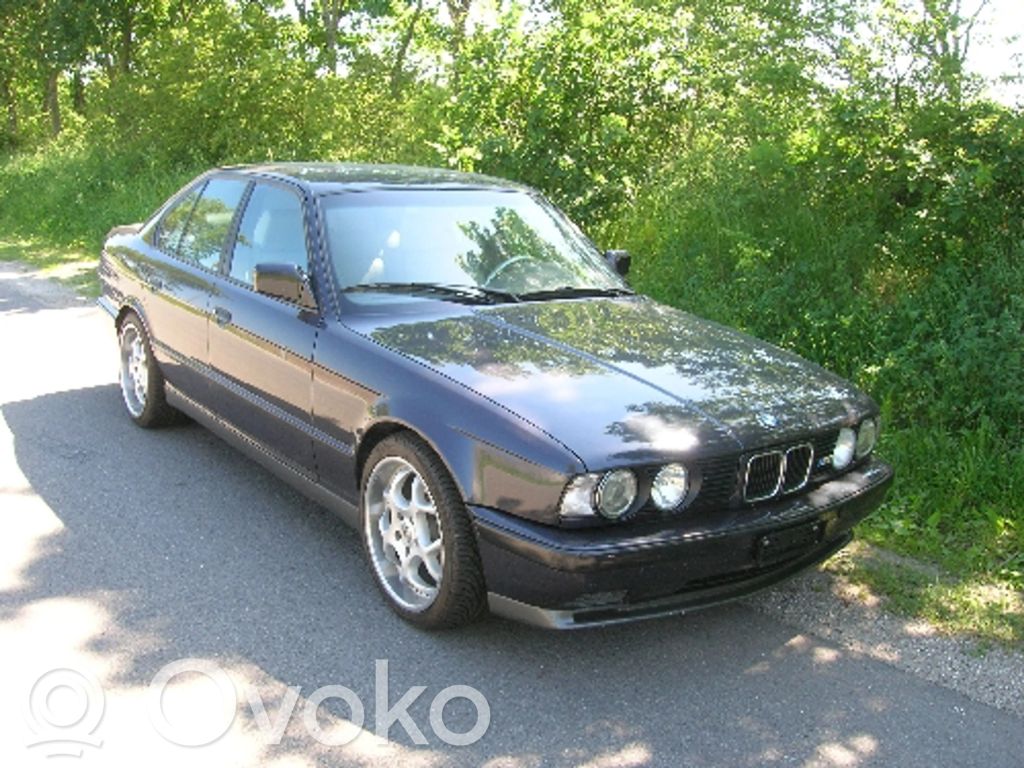 5 E34 Series 5  51161946120