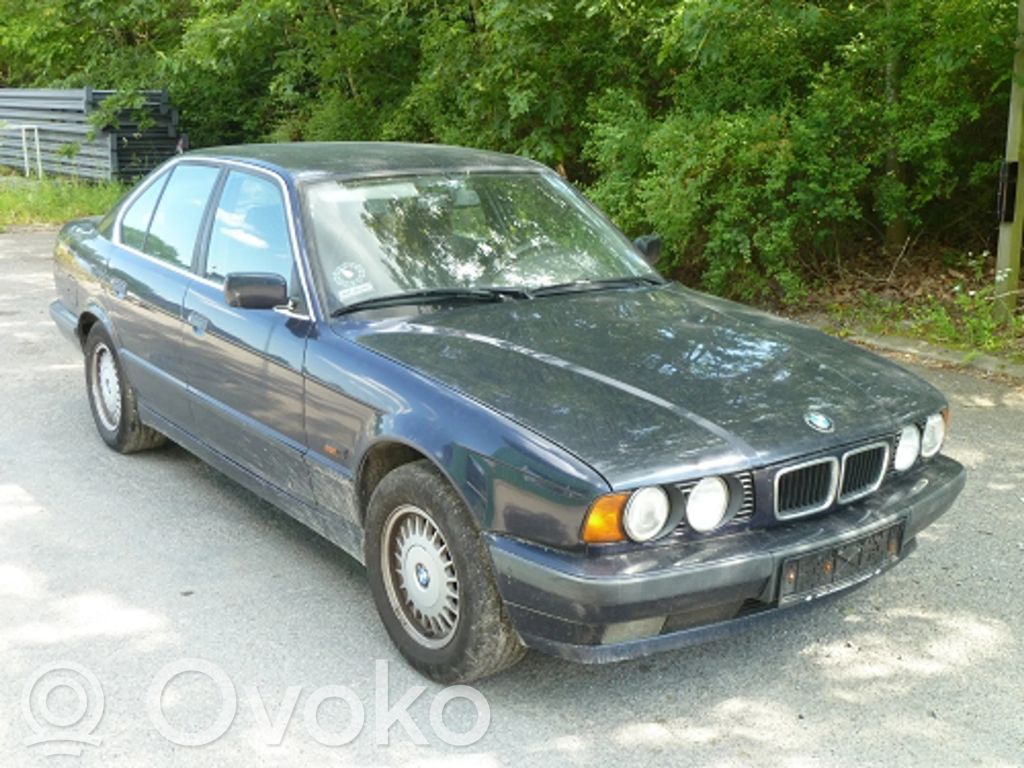 5 E34 Series 5  11001247610