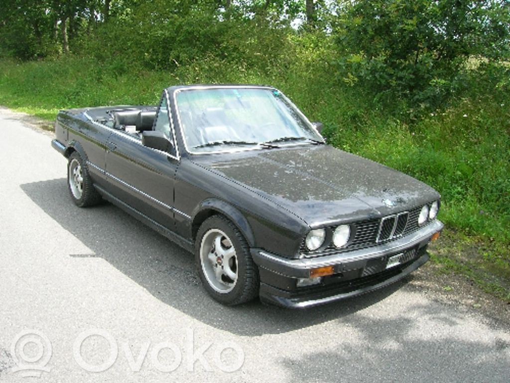 3 E30 Series 3  64231376849