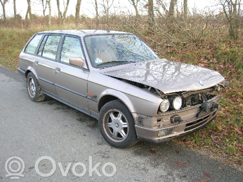 3 E30 Series 3  51471947352