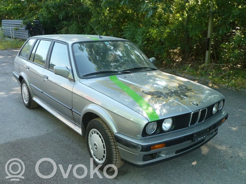 3 E30 Series 3  63171386040