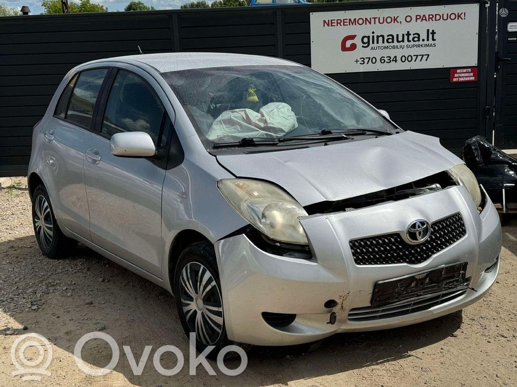 Yaris Yaris  0D7