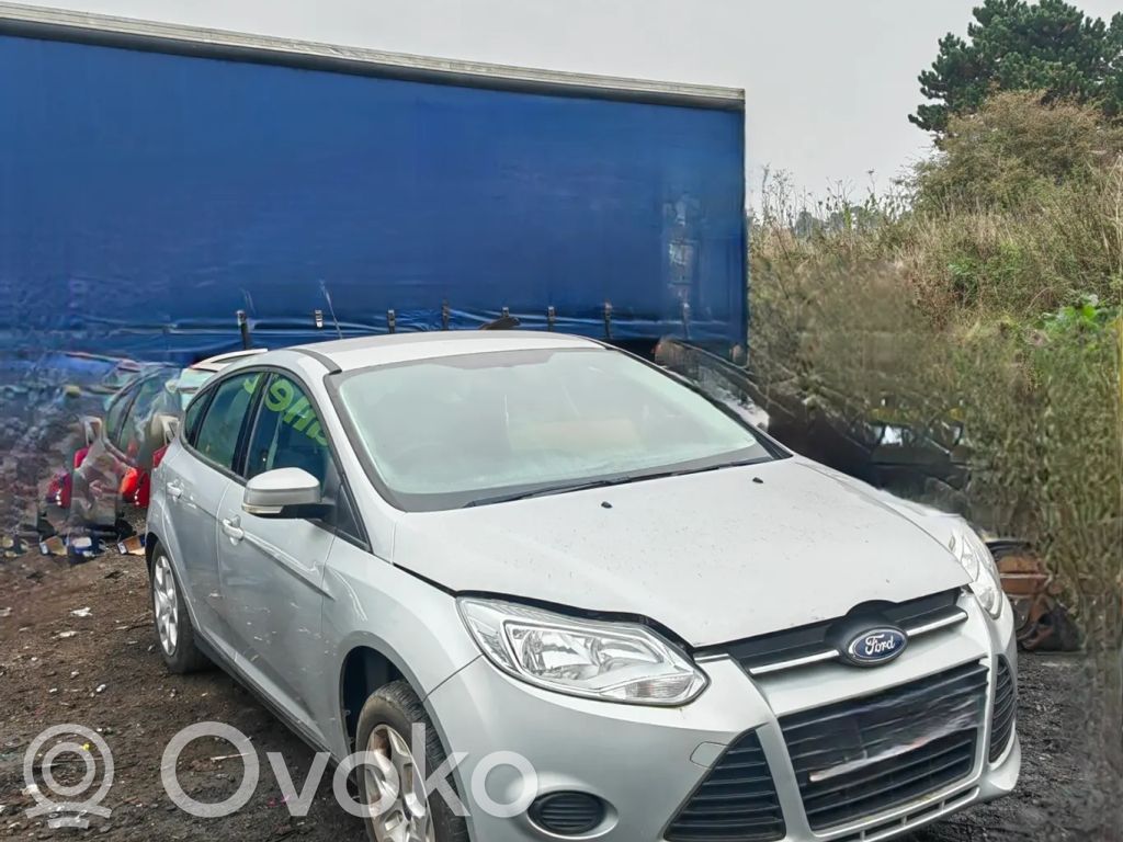 Focus Focus  AV6N10300HA