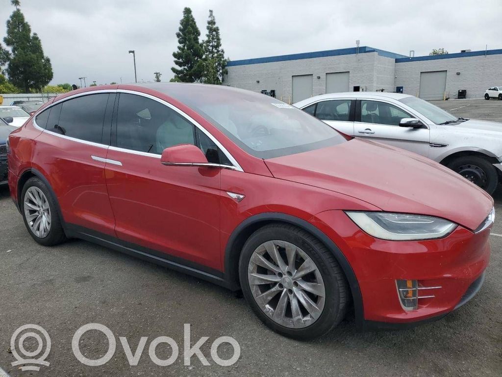 Model X Tesla Model X  104157500A