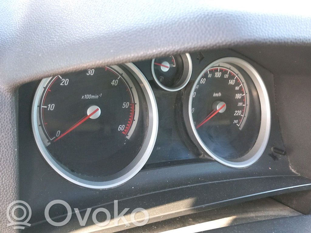 Zafira B Zafira  603238