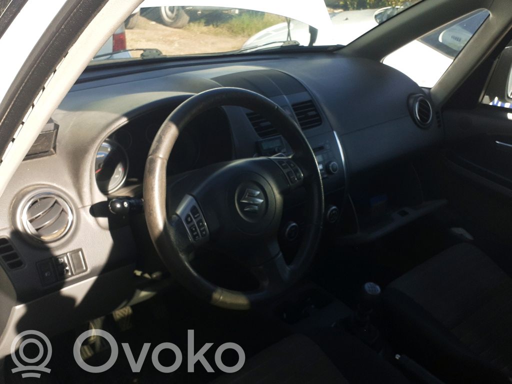SX4 SX4 S-Cross  5771179J00