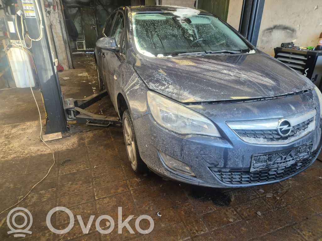 Astra J Astra  13248546