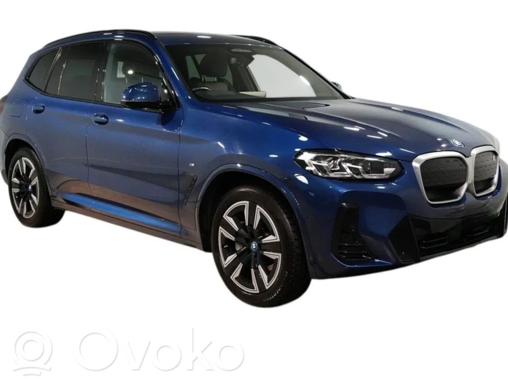 iX3 G08 X3