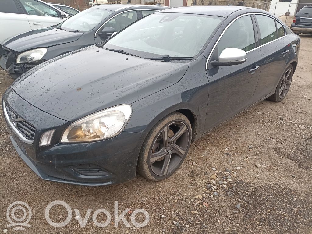S60 S60  31331331