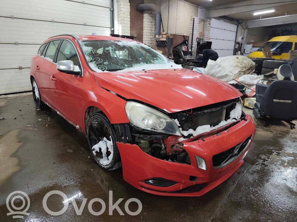 V60 V60, V60 Cross Country