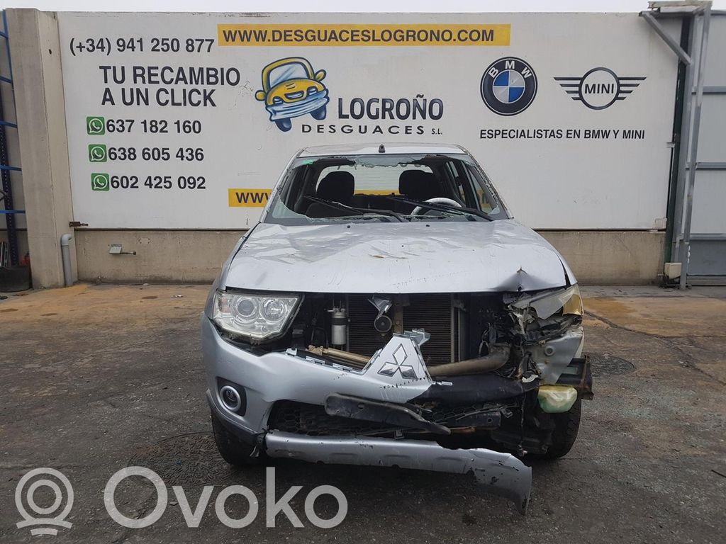 L200 L200, L300, L400 Space Gear  1860B346