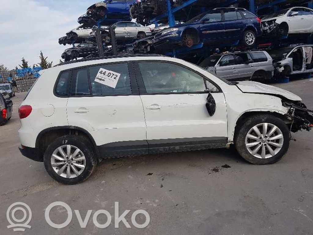 Tiguan Tiguan  5N0839461A