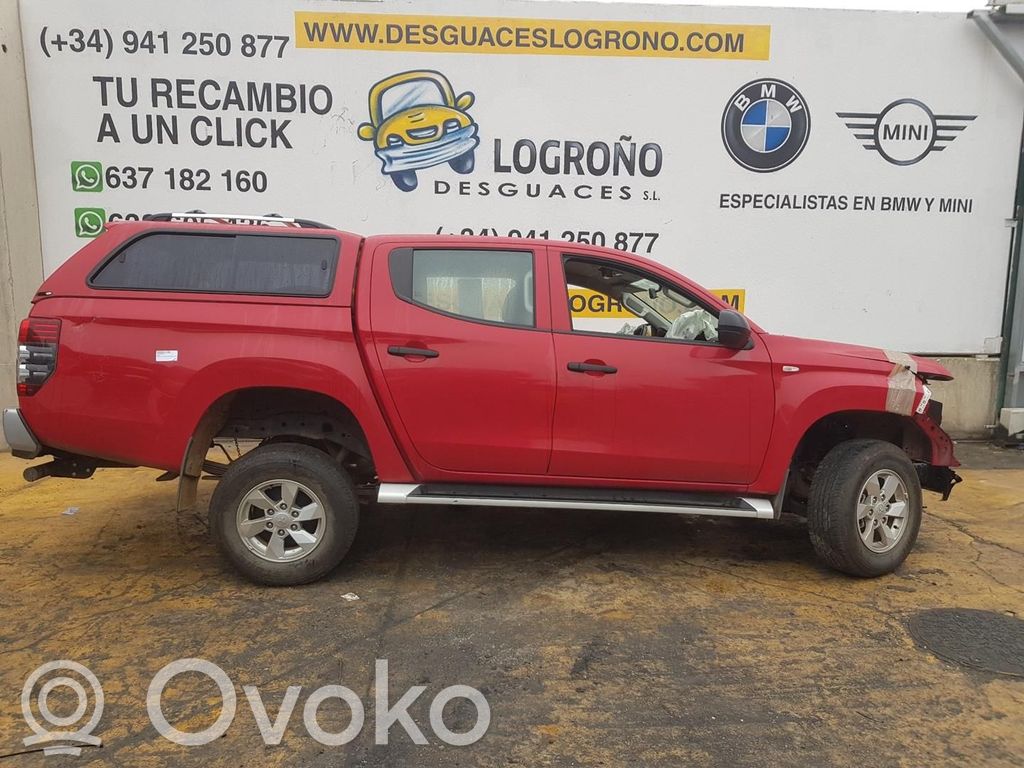 L200 L200, L300, L400 Space Gear  3815A582