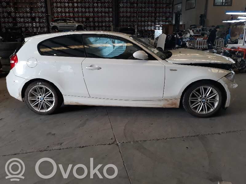 1 E81 E87 Series 1  51137077129