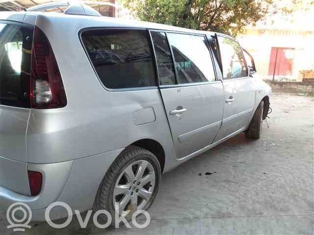 Espace IV Espace  8200104450