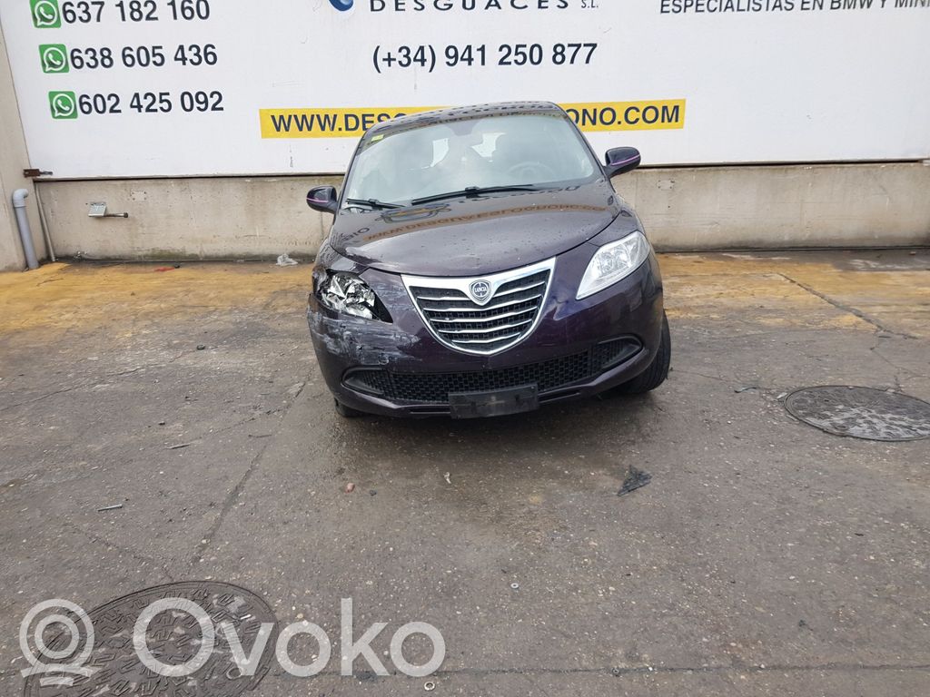 Ypsilon Ypsilon  51935195