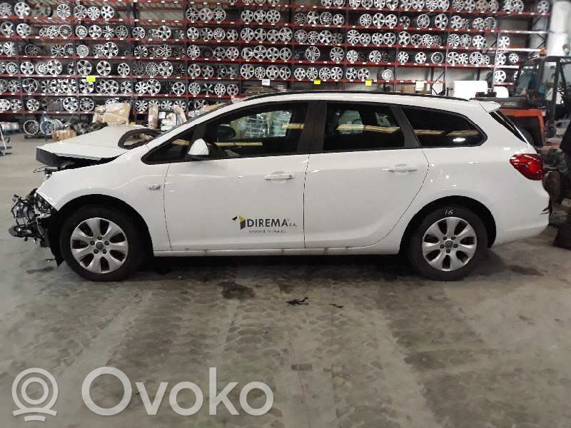 Astra J Astra  13301888