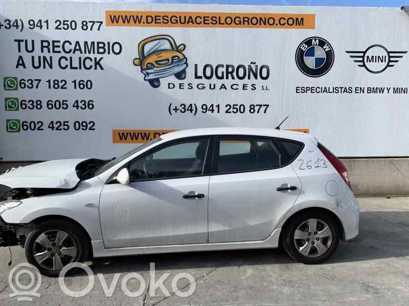 i30 i30  760032R010