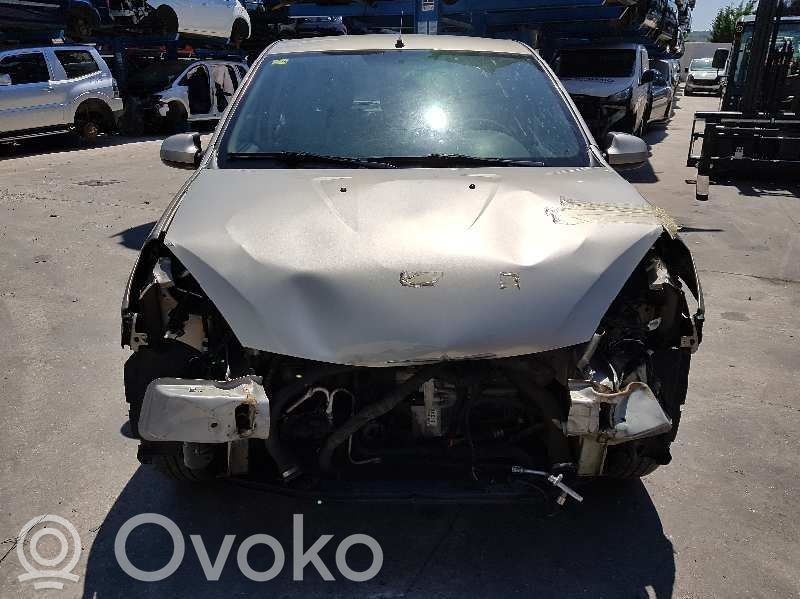 Sandero Sandero, Sandero Stepway  8201002106
