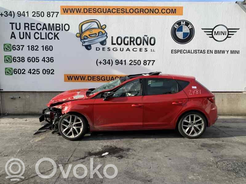 Leon (5F) Leon  5Q4959593B