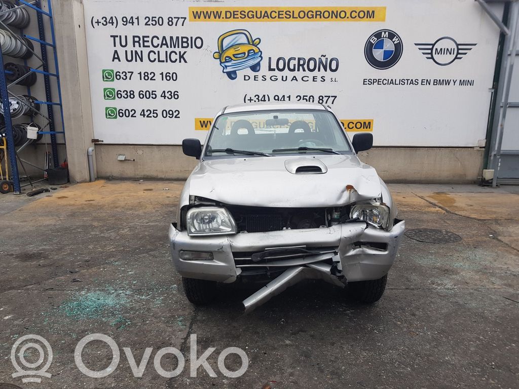 L200 L200, L300, L400 Space Gear  MB860829