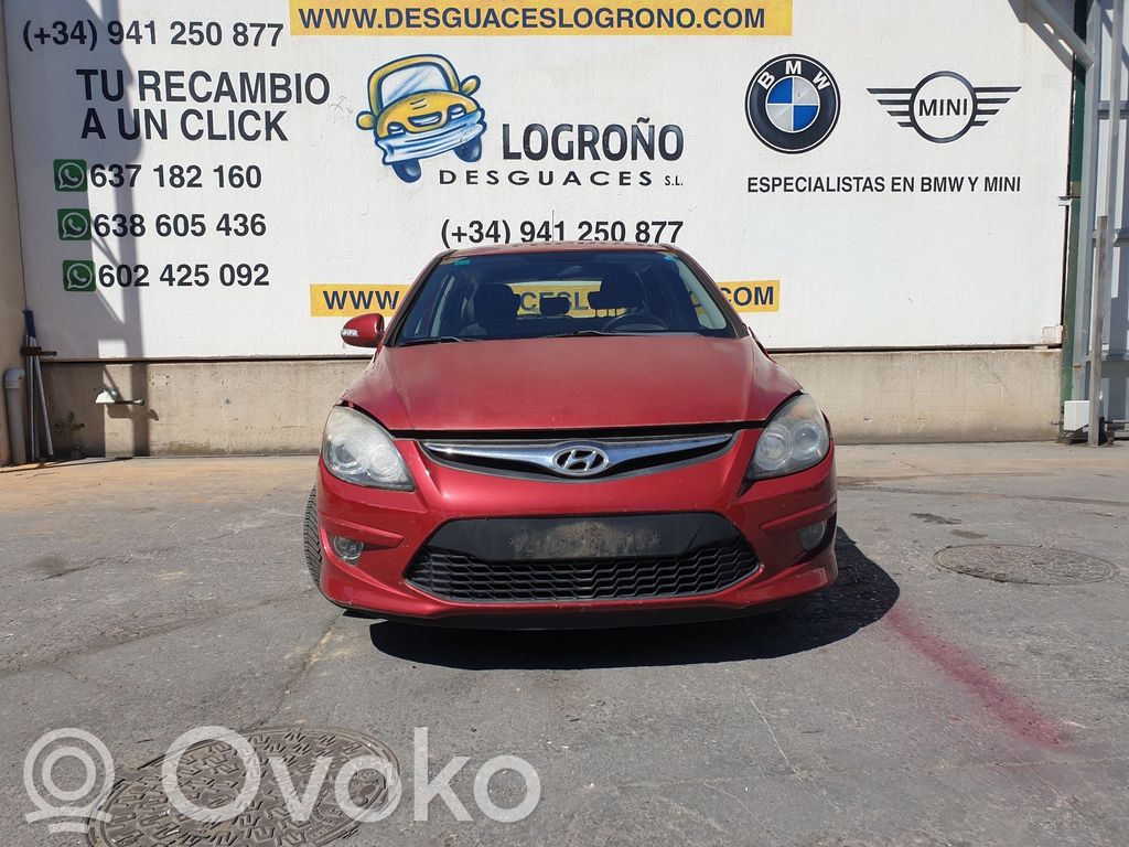 i30 i30  581301H000